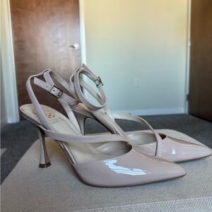 Vince Camuto Beige Patent Heels